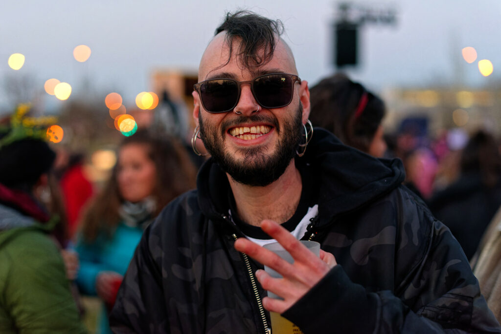 Punk portrait sourire